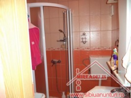 vand-apartament-3-camere-zona-interex-6