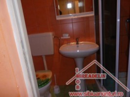 inchiriez-apartament-2-camere-vasile-aaron-4