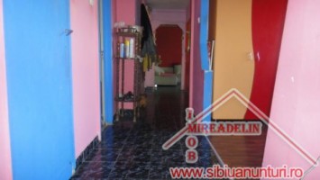 inchiriez-apartament-3-camere-vasile-aaron-9