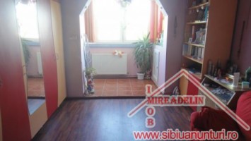 inchiriez-apartament-3-camere-vasile-aaron-5