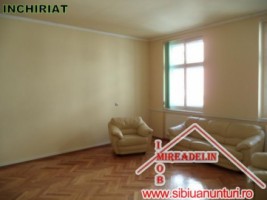 inchiriez-apartament-3-camere-ultracentral