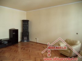 inchiriez-apartament-3-camere-ultracentral-1