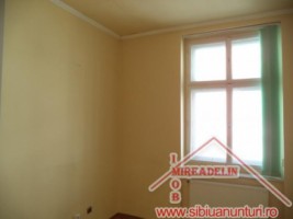 inchiriez-apartament-3-camere-ultracentral-3