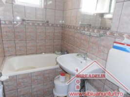 inchiriez-apartament-3-camere-b-dul-mihai-viteazu-5