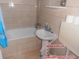 inchiriez-apartament-3-camere-b-dul-mihai-viteazu-5
