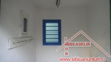 inchiriez-casa-2-camere-zona-lazaret-6