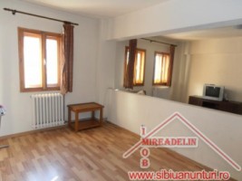 inchiriez-apartament-4-camere-constitutiei-1