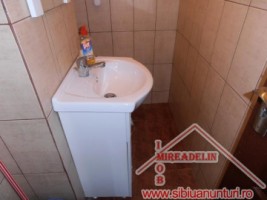 inchiriez-apartament-4-camere-constitutiei-6