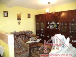 vand-apartament-3-camere-turnisor-2