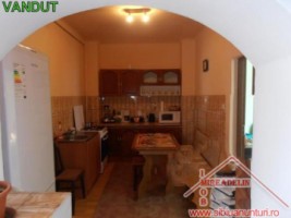 vand-casa-2-camere-lazaret