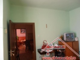 vand-casa-2-camere-lazaret-3