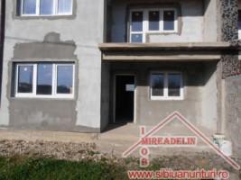 vand-casa-la-rosu-pem-zona-terezian-9