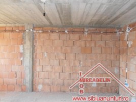 vand-casa-la-rosu-pem-zona-terezian-7