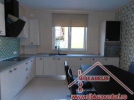 inchiriez-apartament-3-camere-lux-calea-poplacii-4