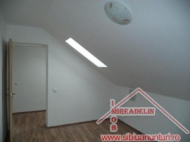 inchiriez-apartament-4-camere-zona-alba-iulia-1