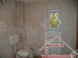inchiriez-apartament-4-camere-zona-alba-iulia-3