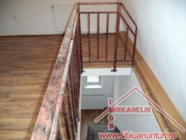 inchiriez-apartament-4-camere-zona-alba-iulia-4