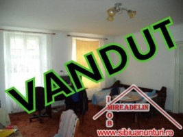 vand-apartament-2-camere-la-casa-ultracentral