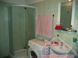 vand-apartament-2-camere-la-casa-ultracentral-3