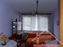 vand-apartament-3-camere-al-fr-buzesti-1