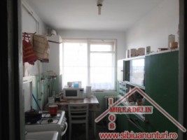 vand-apartament-3-camere-al-fr-buzesti-3