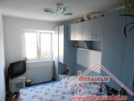 vand-apartament-4-camere-valea-aurie-2