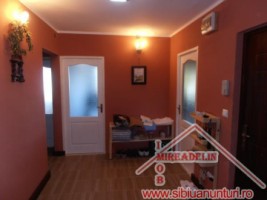vand-apartament-4-camere-valea-aurie-6