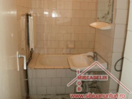 inchiriez-apartament-2-camere-zona-mihai-viteazu-3