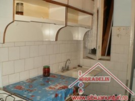 inchiriez-apartament-2-camere-zona-mihai-viteazu-4