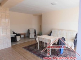 inchiriez-apartament-2-camere-zona-cartierul-englezesc-1