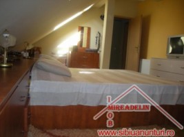 vand-apartament-3-camere-de-lux-la-mansarda-7