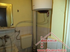 vand-garsoniera-zona-compa-3