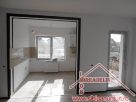 vand-apartament-3-camere-selimbar-1