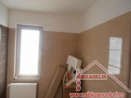 vand-apartament-3-camere-selimbar-4