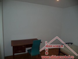 inchiriez-apartament-3-camere-zona-garii-1