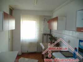 inchiriez-apartament-3-camere-zona-garii-3