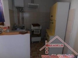 inchiriez-apartament-2-camere-la-casa-ultracentral-2