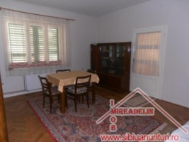 inchiriez-apartament-2-camere-la-casa-ultracentral-3