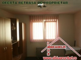 vand-garsoniera-zona-compa