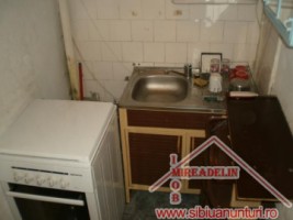 vand-garsoniera-zona-compa-2