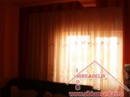 vand-mansarda-2-camere-strada-semaforului-1