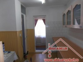 inchiriez-apartament-2-camere-zona-terezian-2