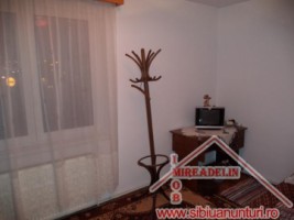 inchiriez-apartament-2-camere-terezian-3