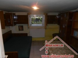 vand-casa-zona-tiglari-2