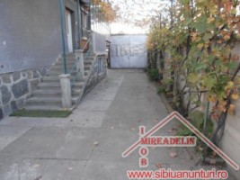 vand-casa-zona-tiglari-6