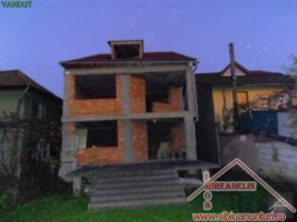 vand-casa-la-rosu-zona-vasile-aaron