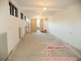 inchiriez-spatiu-depozitare-sau-atelier-de-mica-productie-1