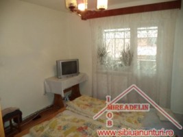 vand-apartament-3-camere-zona-garii-2