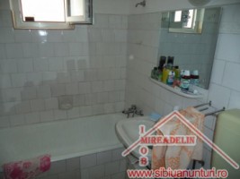 vand-apartament-3-camere-zona-garii-4