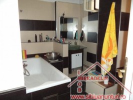 vand-apartament-2-camere-ultracentral-3